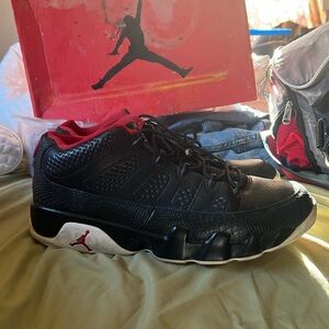 Air Jordan low cut size 11.5